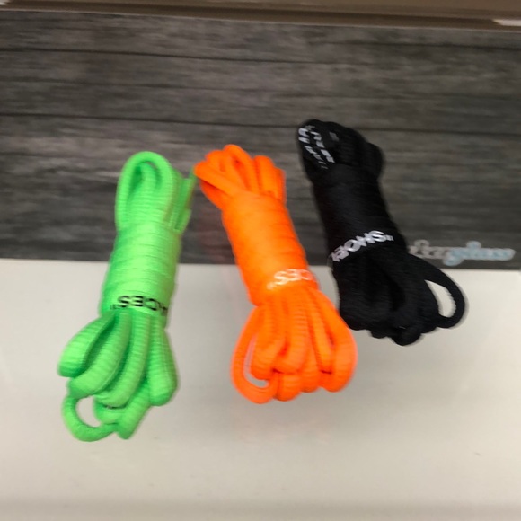 Black Off WhiteVaporMaxes with White Tongue - Picture 6 of 8